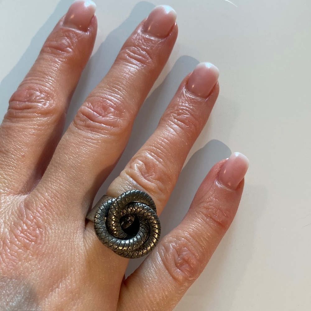 Twisted Silver brand Coil ring size 7.